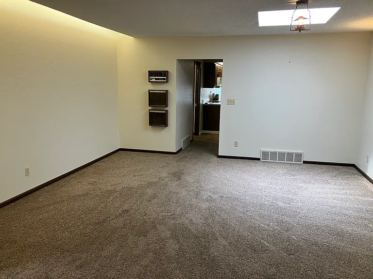 200 N Main St — Photo 12