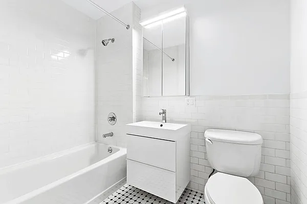 Rented by Compass | media 14
