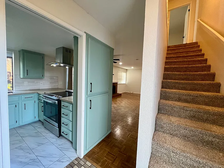 5170 Riverside Blvd — Photo 7