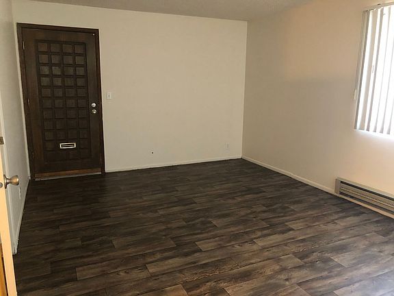 5th image of 320 E 5th Ave #3