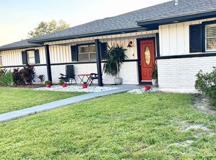 4407 Glenhurst St, Orange, TX 77632