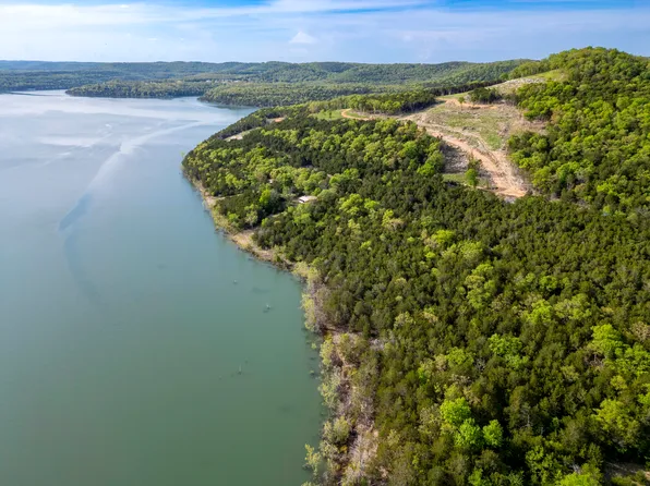 000 Bobcat Ridge Rd., Shell Knob, MO 65747