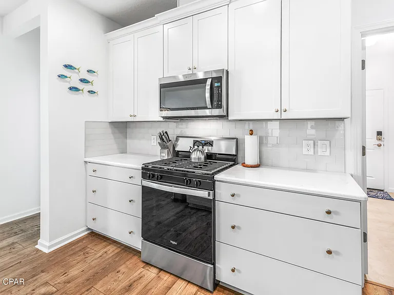 8678 Weekend Dr — Photo 13