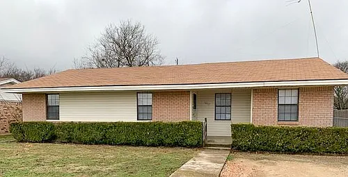 1807 N McDonald Ave Photo 1