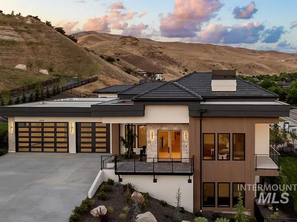 2458 S Globe Ln, Boise, ID 83716