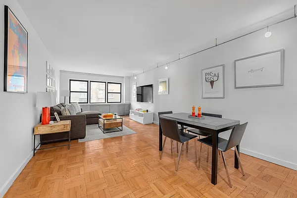 Sold by Compass | media 4