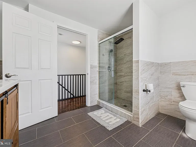 14 Maple St — Photo 24
