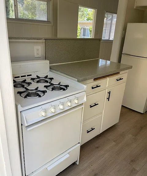 557 S Indian Hill Blvd — Photo 12