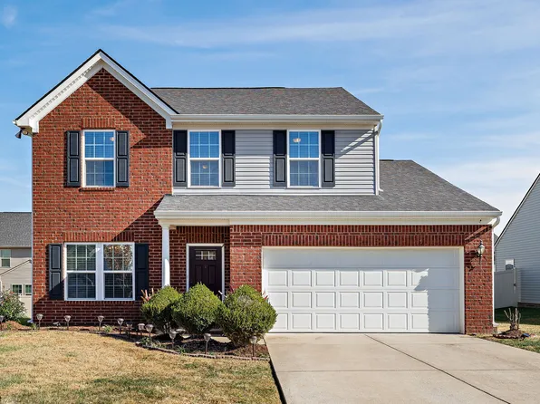 2717 Apple Cross Ct, Murfreesboro, TN 37127