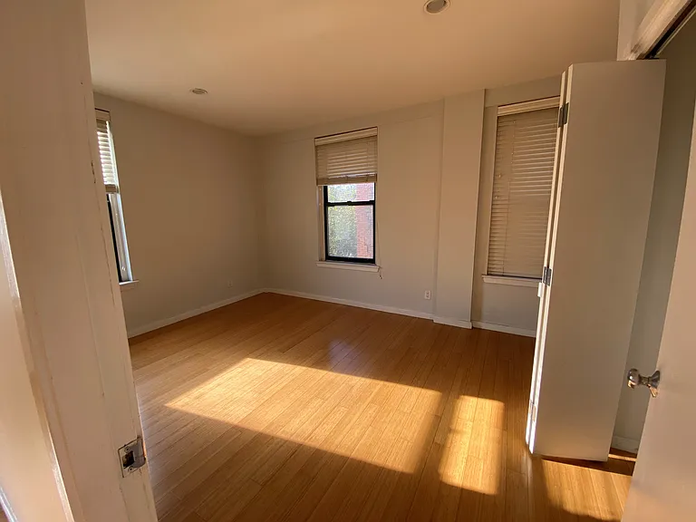 Deacon Court - 1661 Washington Street — Photo 200