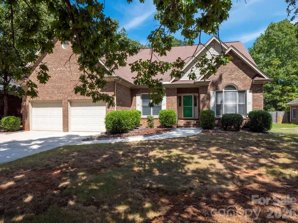 1137 Millwright Ln, Matthews, NC 28104
