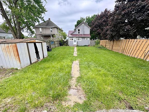3rd image of 394 Avondale Ave