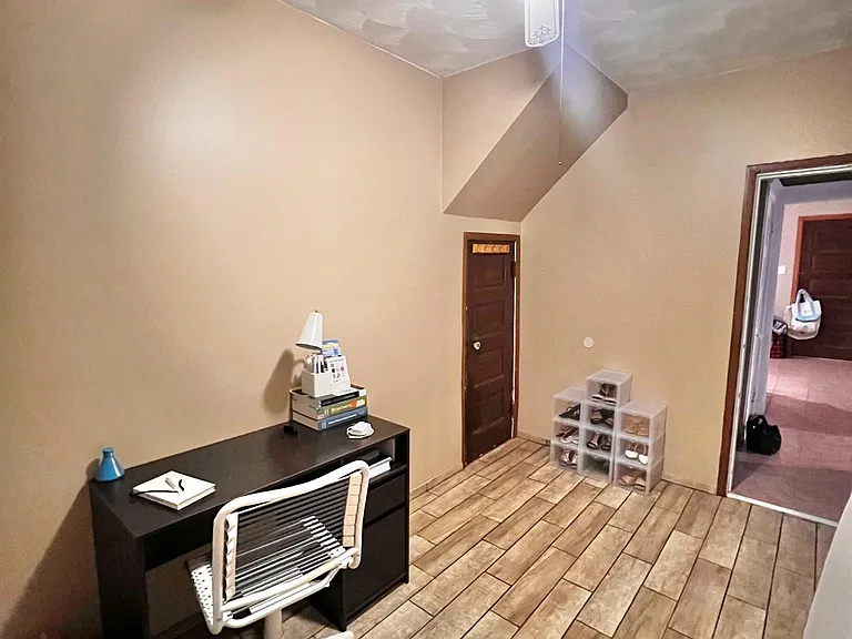 124 Willis Ave #1 — Photo 19