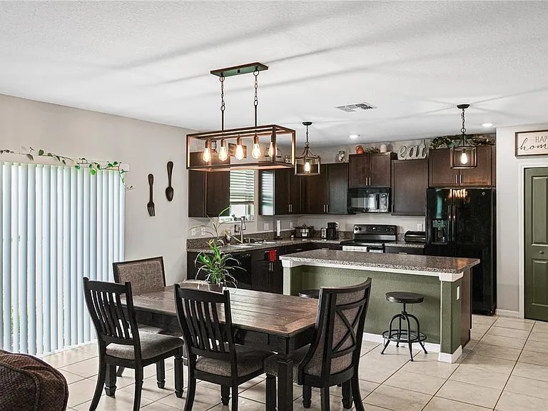 4301 Salt Springs Ln — Photo 5