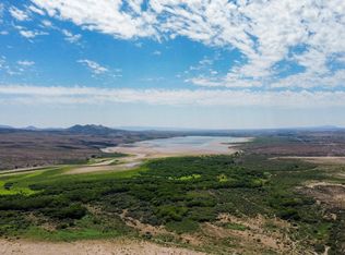 9 Queens Ln, Caballo, NM 87931