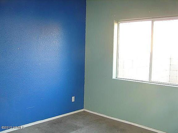 5th image of 2805 E Atlanta Ave