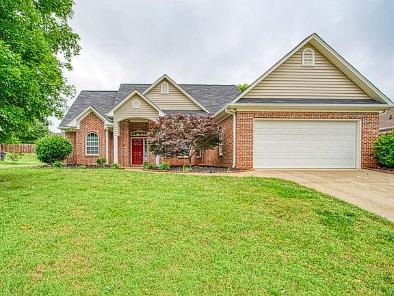 2nd image of 511 S Sweetwater Hills Dr