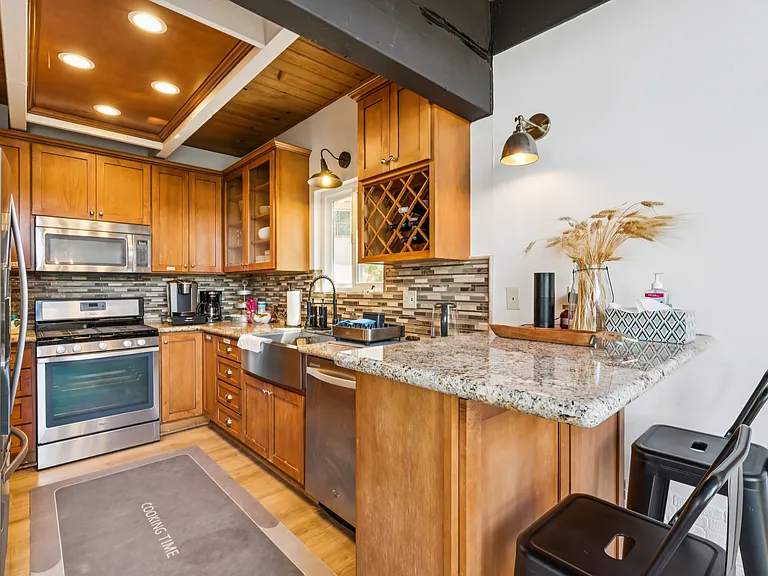 27528 Matterhorn Dr — Photo 7