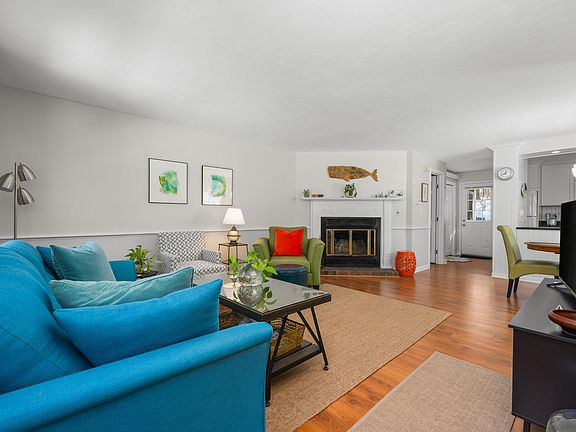 4th image of 88 Woodview Drive UNIT 88-H