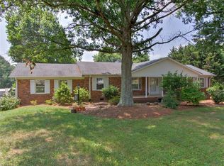 2906 Oak Ridge Rd, Oak Ridge, NC 27310