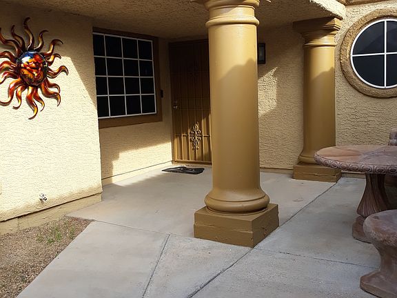 3rd image of 2284 Welsey Manor Dr