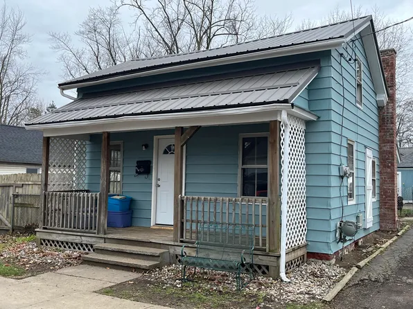 320 Mitchell St, Marshall, MI 49068