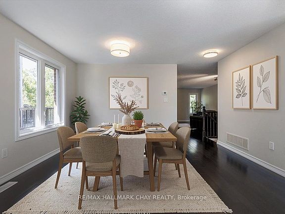 3rd image of 974 Booth Ave