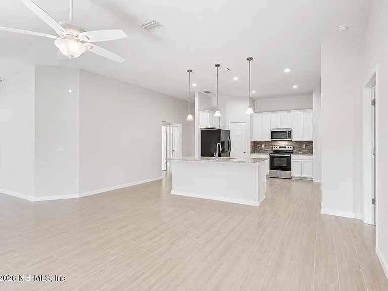 6117 Patriots Landing Ln — Photo 10