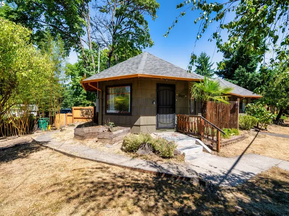 9647 SW Capitol Hwy, Portland, OR 97219