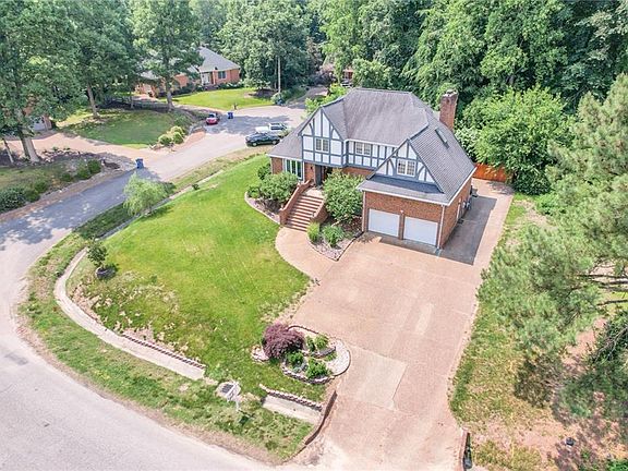 5th image of 3648 Bridgewater Dr