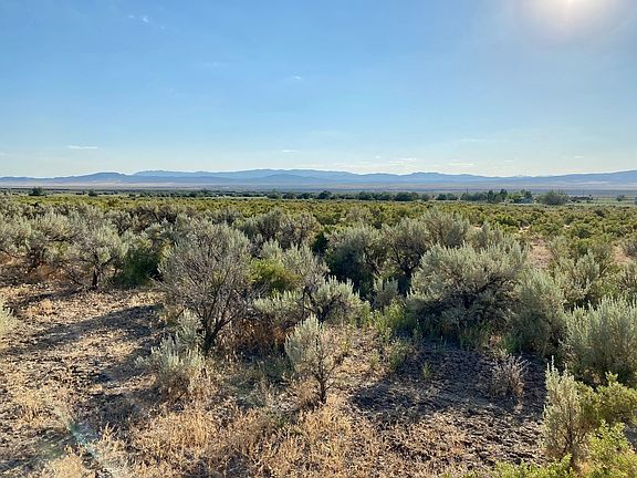 5th image of 22135 Topaz Lake Ln
