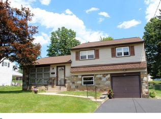 735 Violet Rd, Warminster, PA 18974