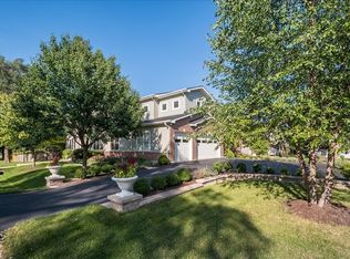 6645 Carpenter St, Downers Grove, IL 60516