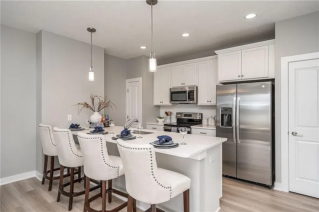 Building Photo - 15302 Goldenrod Dr