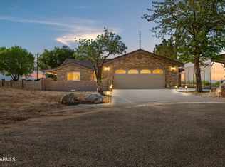 229 N Cholla Dr, Pearce, AZ 85625