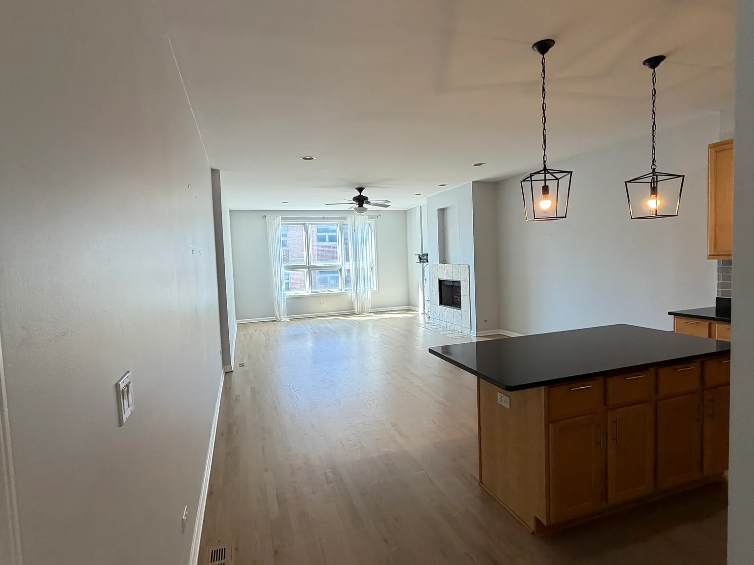 2 bed, 1350 sqft, $3,500 — Photo 4