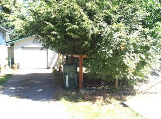 13040 19th Ave NE, Seattle, WA 98125