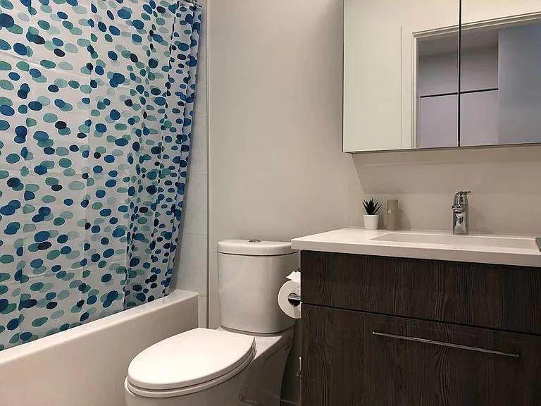 691 North Rd #202 — Photo 8