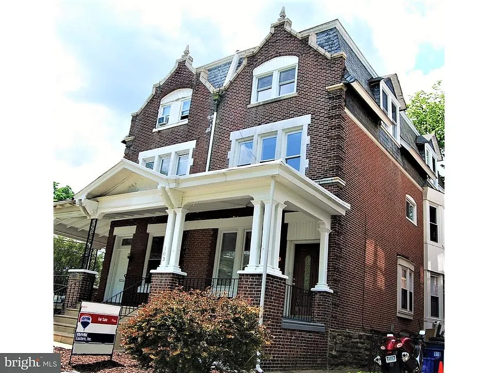 103 E Durham St photo 1