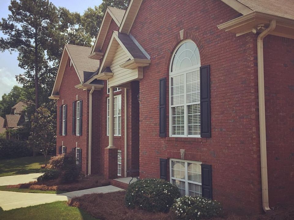 209 Oaklyn Hills Dr