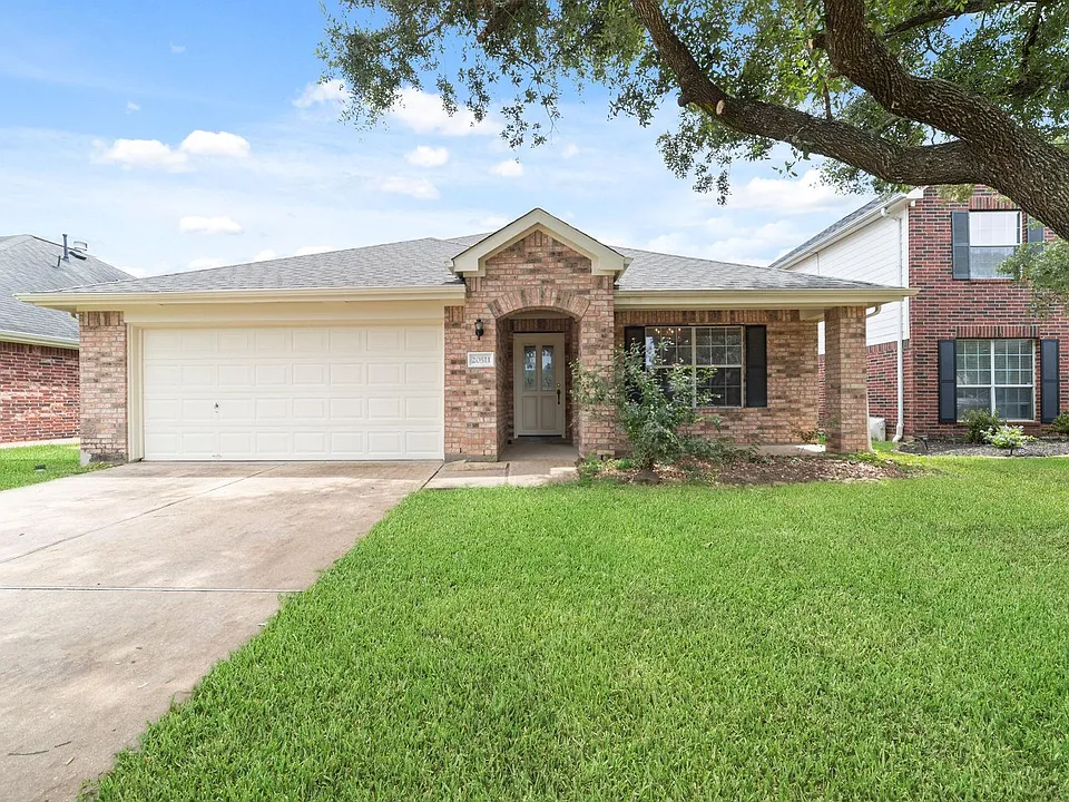20511 Bouganvilla Blossom Ln