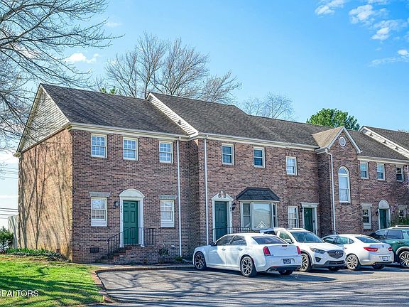 4th image of 489 Bramblewood Ln