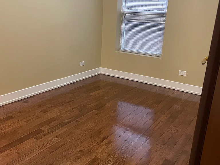 4754 N Albany Ave #1 — Photo 15