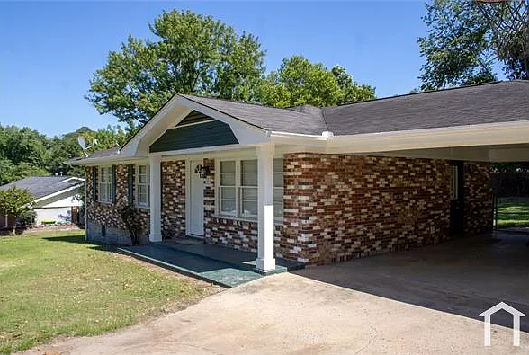 401 Springside Dr