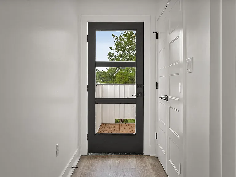 Edge Luxury Townhomes — Photo 34