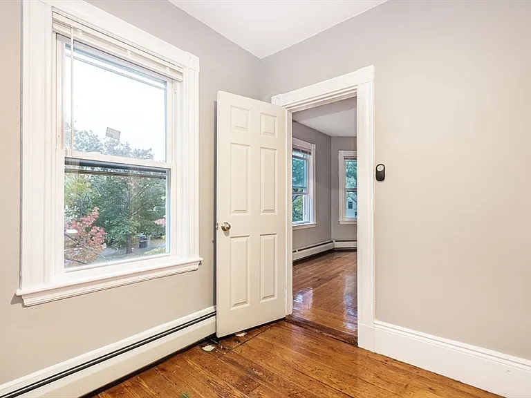 7 Mulford St #3 — Photo 11
