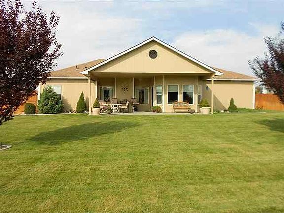 2nd image of 2390 Losino Ct