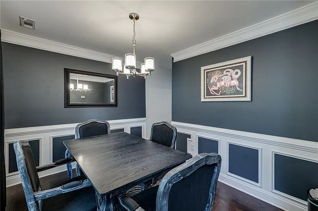 4 bed, 4.0 bath, 3404 sqft, $3,300 — Photo 4