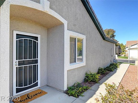 4th image of 10315 Juniper Creek Ln