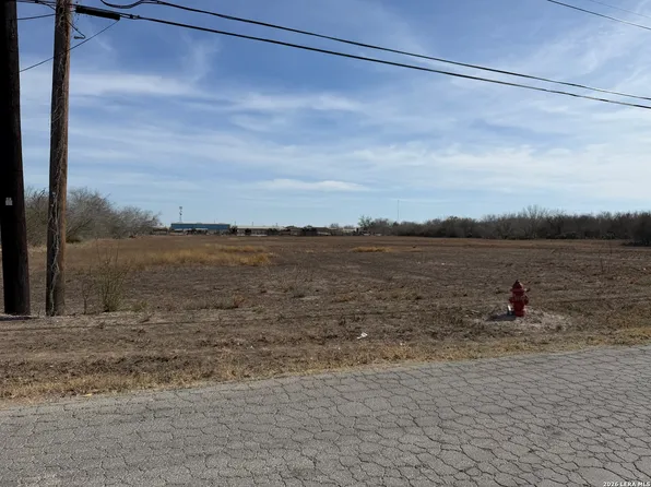 0 Burleson St LOT 30, George West, TX 78022